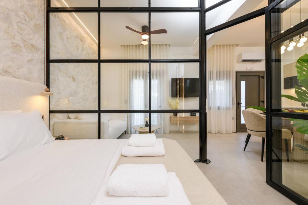 Fully equipped kitchen with dishwasher and coffee machine – Sentio Thassos