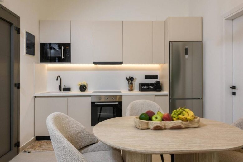 Fully equipped kitchen with dishwasher and coffee machine – Sentio Thassos