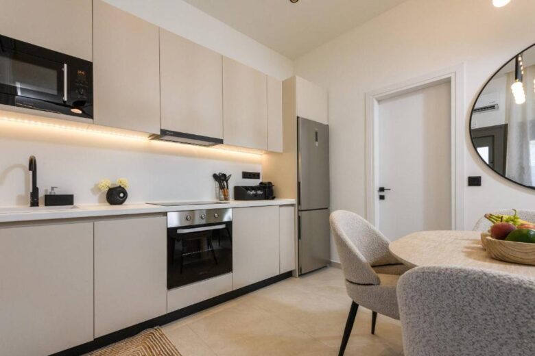 Fully equipped kitchen with dishwasher and coffee machine – Sentio Thassos